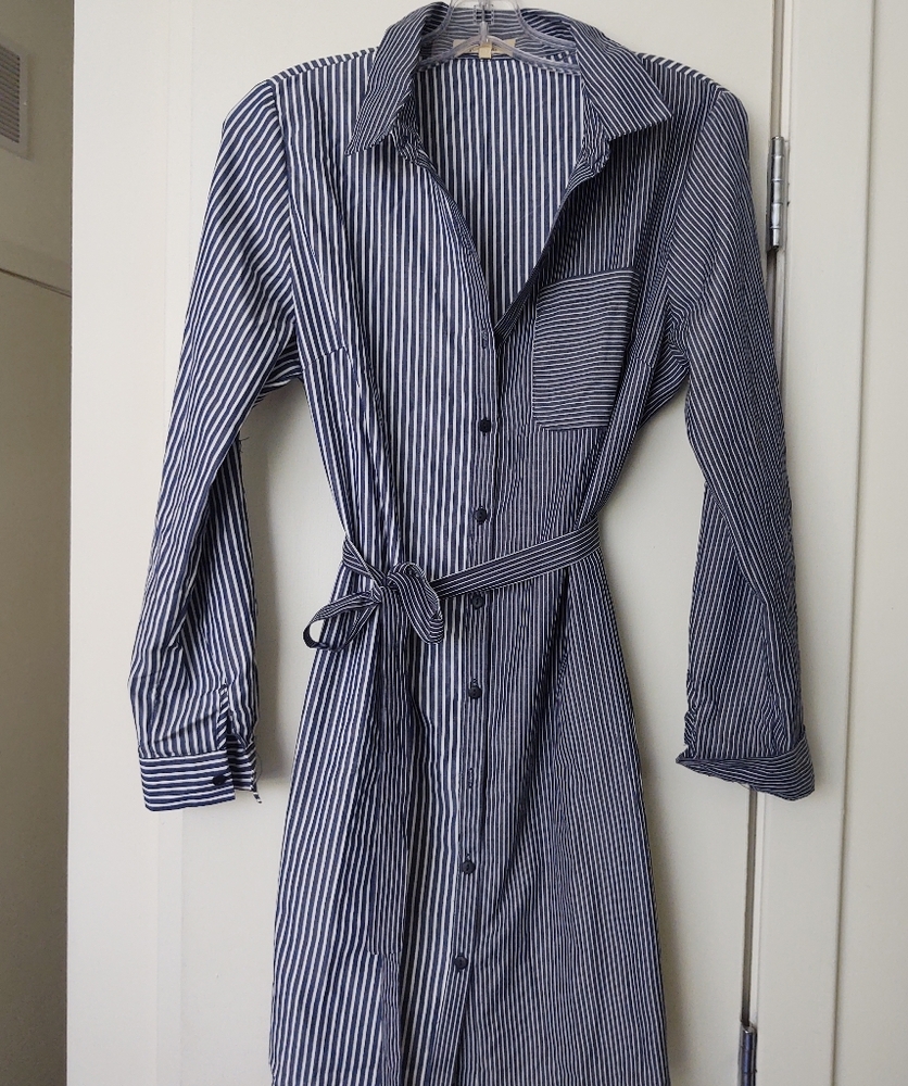 Lite Weight Button Down Shirt Dress